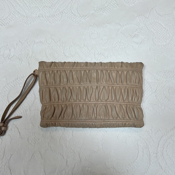 Prada Turn Lock Wristlet Clutch Gaufre Nappa Small - Picture 8 of 10